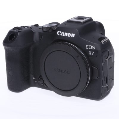 EOS R7 ボディー