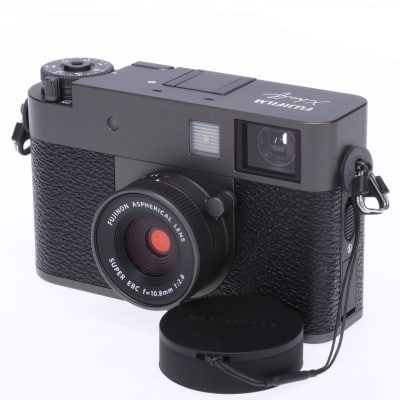 X half (FUJIFILM X-HF1) チャコールシルバー