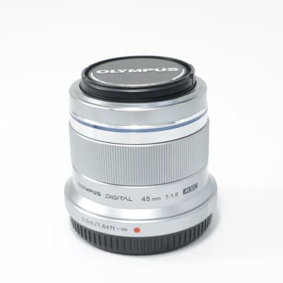 M.ZUIKO DIGITAL 45mm F1.8 シルバー