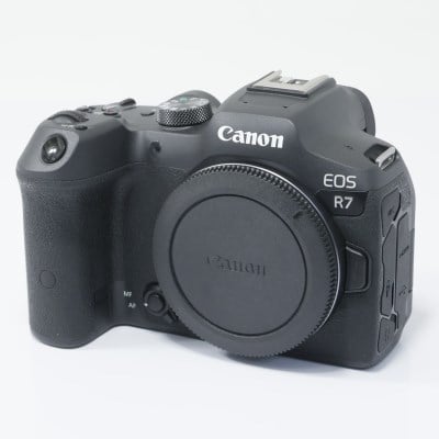 EOS R7 ボディー