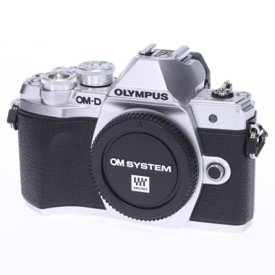 OM-D E-M10 Mark III ボディー シルバー