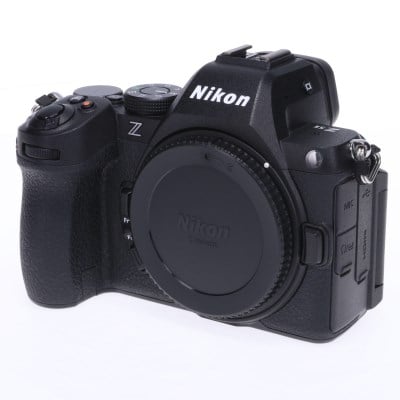 Z5II ボディ