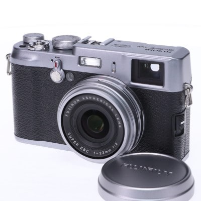 FinePix X100