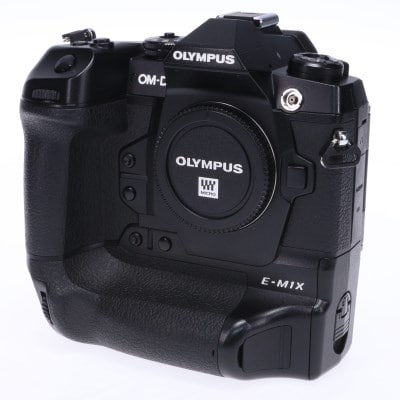 OM-D E-M1X ボディー