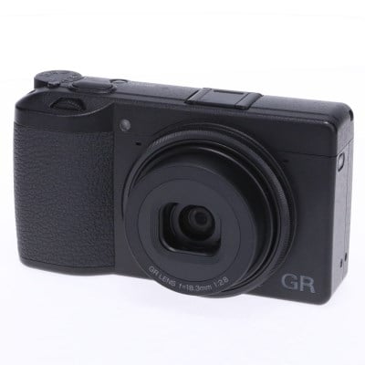 RICOH GR III