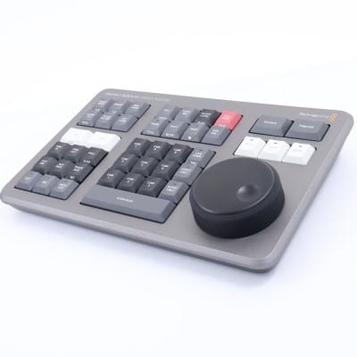 DaVinci Resolve Speed Editor