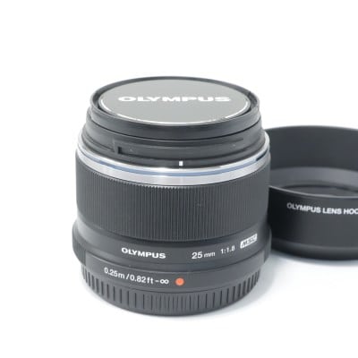 M.ZUIKO DIGITAL 25mm F1.8 ブラック