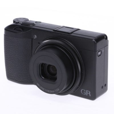 RICOH GR III