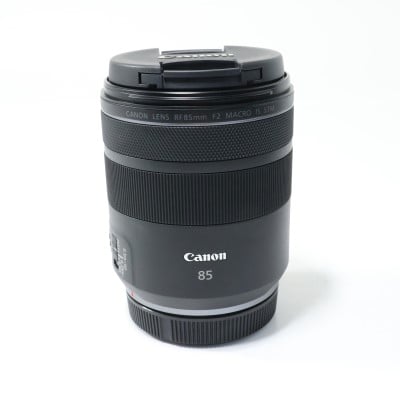 RF85mm F2 MACRO IS STM