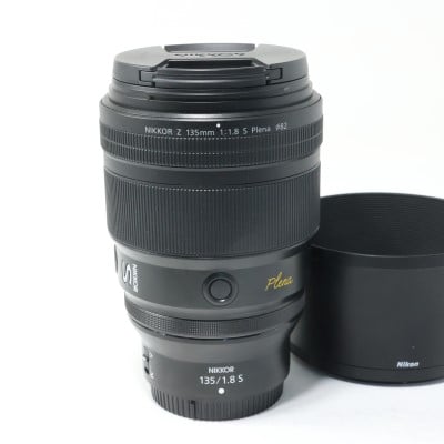 NIKKOR Z 135mm f/1.8 S Plena
