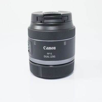 RF-S7.8mm F4 STM DUAL