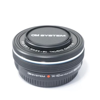 OM SYSTEM M.ZUIKO DIGITAL ED 14-42mm F3.5-5.6 EZ ブラック