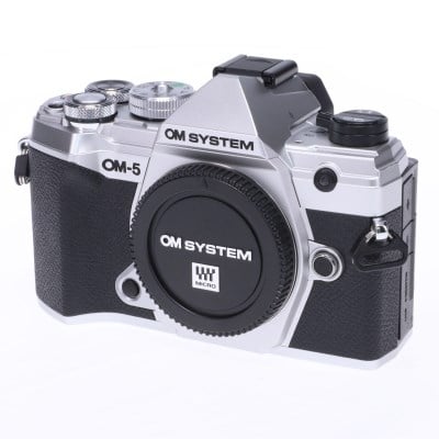 OM SYSTEM OM-5 ボディー シルバー