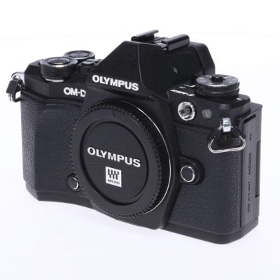 OM-D E-M5 Mark II ボディー ブラック