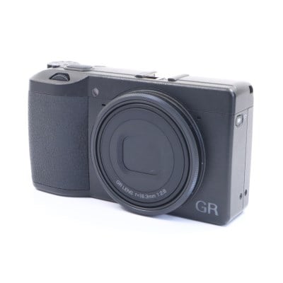 RICOH GR III