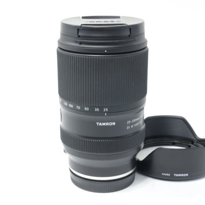 25-200mm F/2.8-5.6 Di III VXD G2 (Model A075S) ソニーEマウント