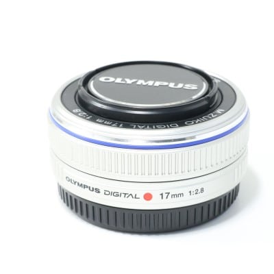 M.ZUIKO DIGITAL 17mm F2.8 シルバー
