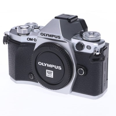 OM-D E-M5 Mark II ボディー シルバー
