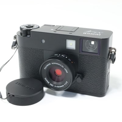 X half (FUJIFILM X-HF1) ブラック