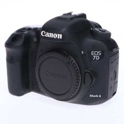 EOS 7D Mark II ボディー