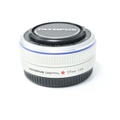 M.ZUIKO DIGITAL 17mm F2.8 シルバー
