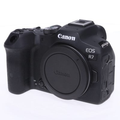 EOS R7 ボディー