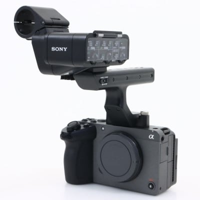 FX30 XLRハンドルユニット同梱モデル ILME-FX30