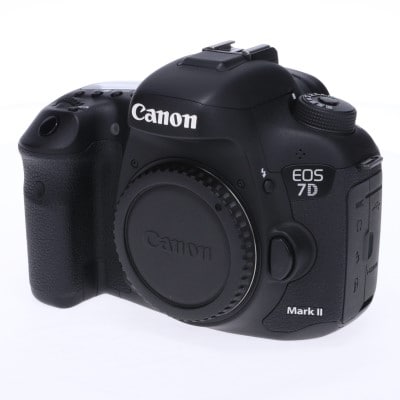 EOS 7D Mark II ボディー