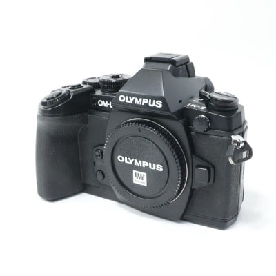 OM-D E-M1 ボディー ブラック
