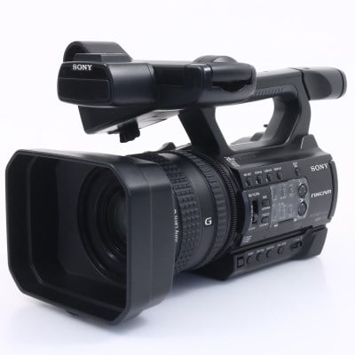 HXR-NX100