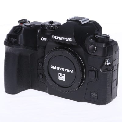 OM SYSTEM OM-1 ボディー