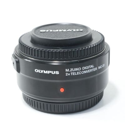 M.ZUIKO DIGITAL 2x Teleconverter MC-20