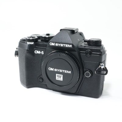 OM SYSTEM OM-5 ボディー ブラック