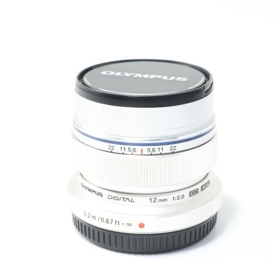 M.ZUIKO DIGITAL ED 12mm F2.0 シルバー