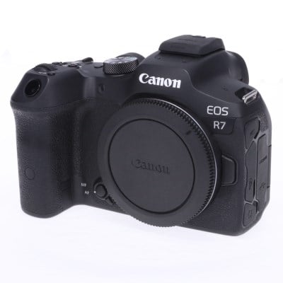 EOS R7 ボディー