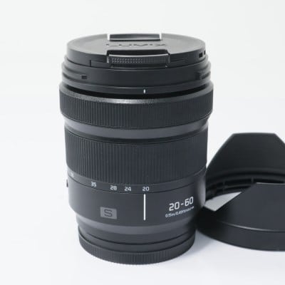 LUMIX S 20-60mm F3.5-5.6 S-R2060