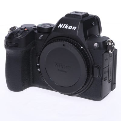 Z5II ボディ