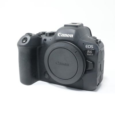 EOS R6 Mark II ボディー