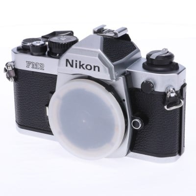 New FM2 シルバー