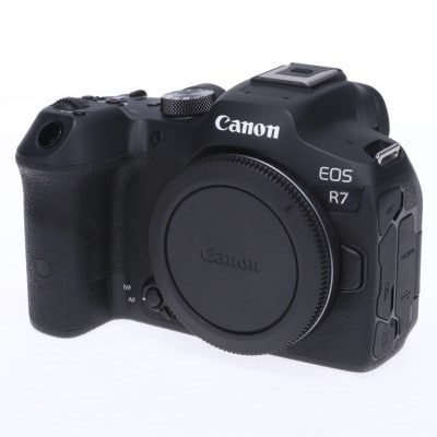 EOS R7 ボディー