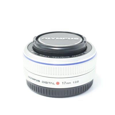 M.ZUIKO DIGITAL 17mm F2.8 シルバー