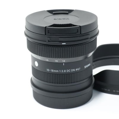 10-18mm F2.8 DC DN | Contemporary Lマウント