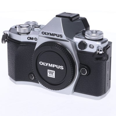 OM-D E-M5 Mark II ボディー シルバー