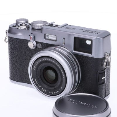 FinePix X100
