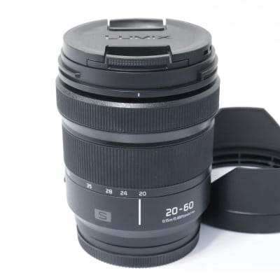 LUMIX S 20-60mm F3.5-5.6 S-R2060