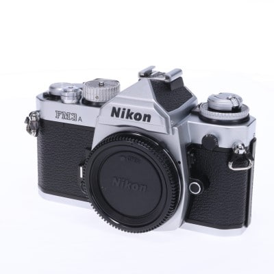 Nikon FA フィルム一眼レフカメラ 広角　ズームレンズ付 ニコン FA ブラック 一眼レフ フィルムカメラ Zoom-NIKKOR 35