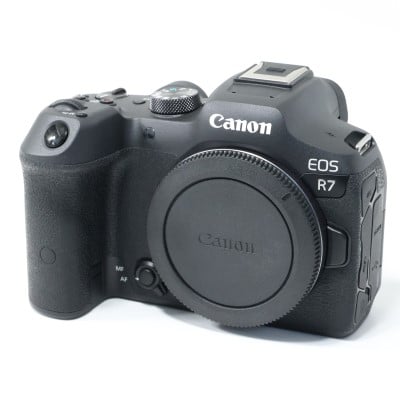 EOS R7 ボディー