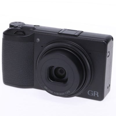 RICOH GR III