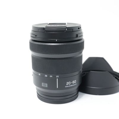 LUMIX S 20-60mm F3.5-5.6 S-R2060