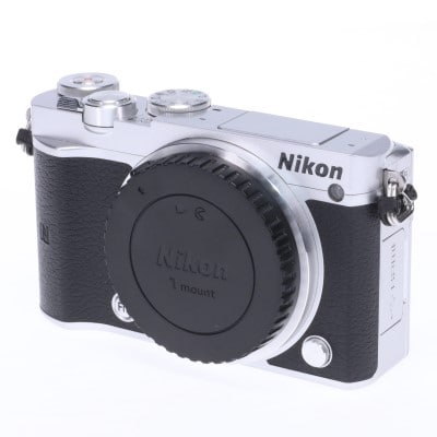 Nikon 1 J5 ボディー シルバー